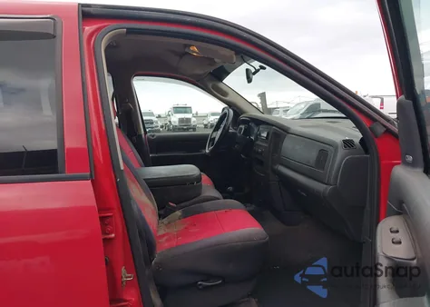 2004 Dodge Ram 1500 Slt/Laramie z USA, uszkodzony, nr VIN 1D7HU18D84S625492